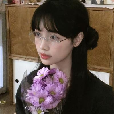 大姐头与小屁孩
